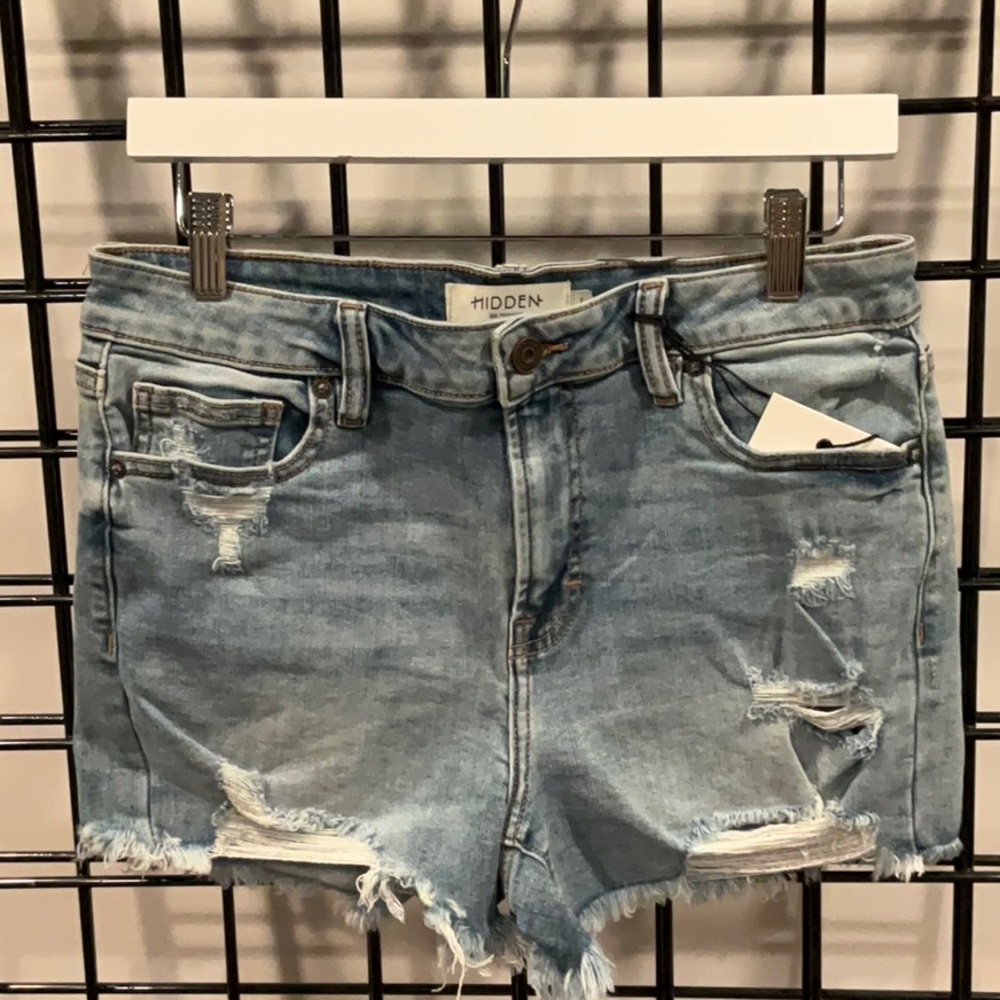 Hidden Kenzie mid rise shorts